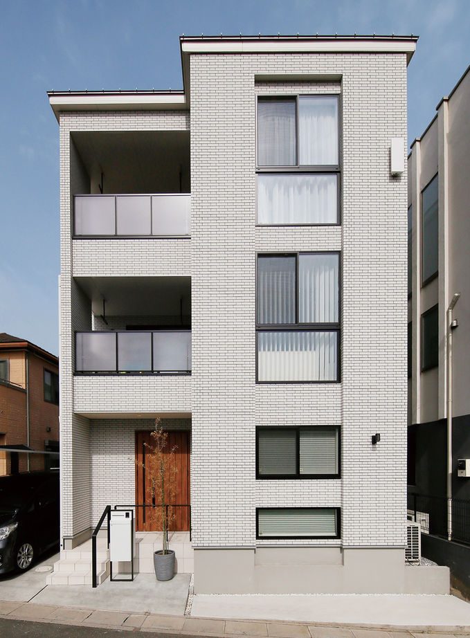 実例7の外観(3階建て)