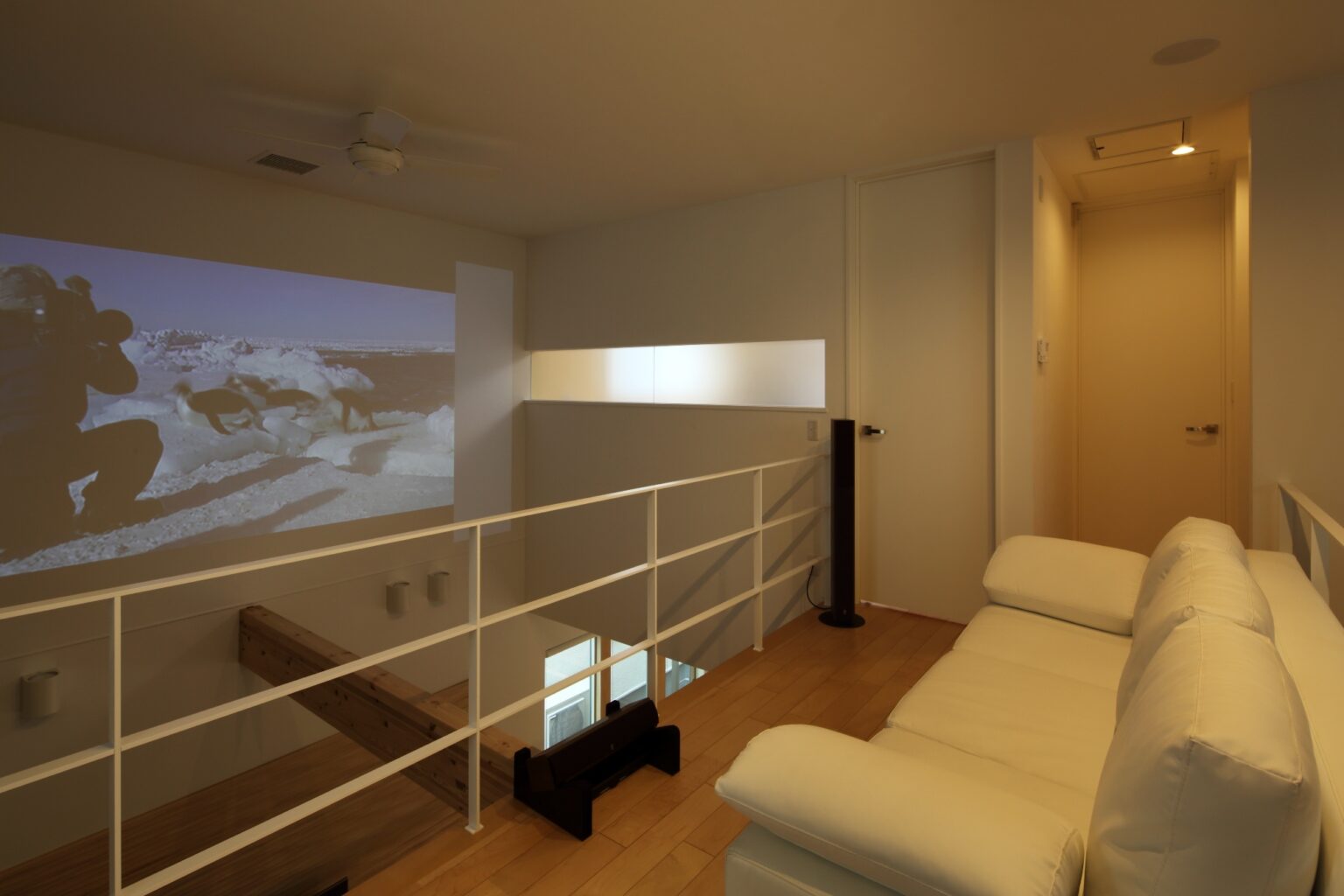 暮らしを楽しむ工夫と快適が満載の吹き抜けリビング | 注文住宅実例・事例集|注文住宅|ヤマダホームズ公式サイト